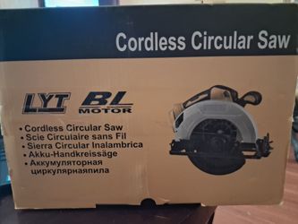 Cordless circular saw