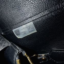 Michael Kors Large Black Pebbled Leather Tote – Gold Hardware – Like New