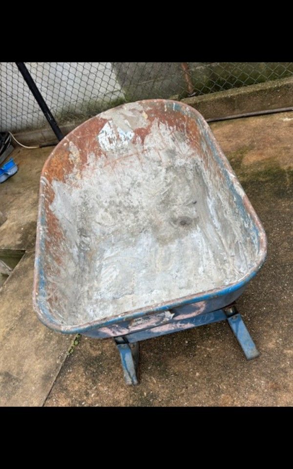 Jackson VI. WHEEL BARREL