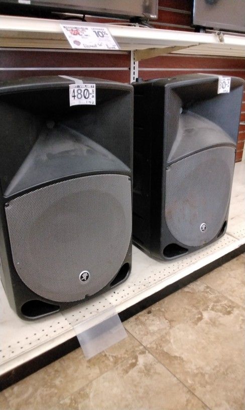 Mackie Thump TH-15A (Pair, $384)