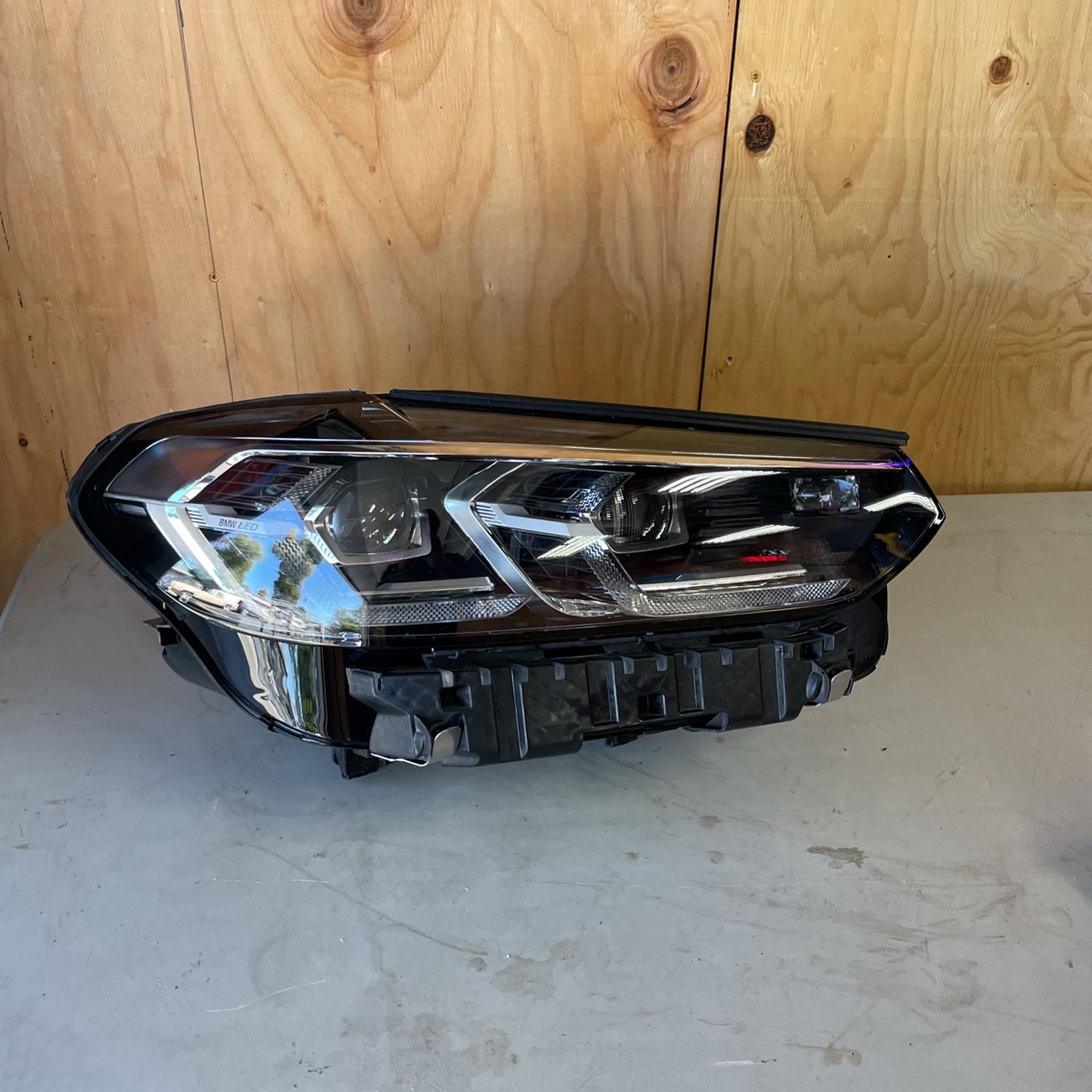 2022 2023 BMW X3 X4 Right Xenon LED Headlight OEM