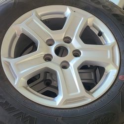 Jeep JL 2019 Wheels and Tires