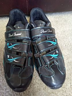 Pearl Izumi cycling shoes