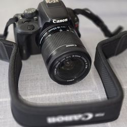 Canon Eos Rebel SL1 with 18-55 mm Lens