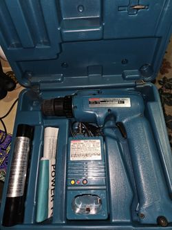 Makita Cordless Driver Drill