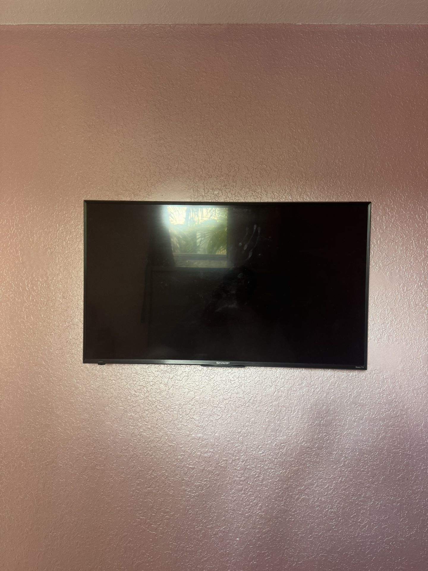 ROKU TV! Sharp! 43”! $131 obo