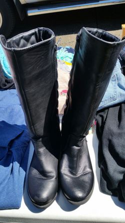 Girls riding boots