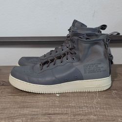 Nike SF Air Force 1 Men's Shoes Size 12.5
