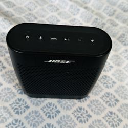 Bose Soundlink Color Speakers 