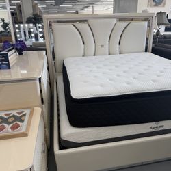 Camas Bonitas // Disponibles// Bunk Beds In Stock