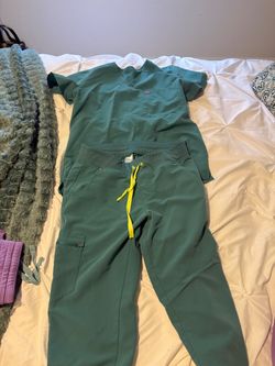 Figs Green Scrub Set Top and Pants