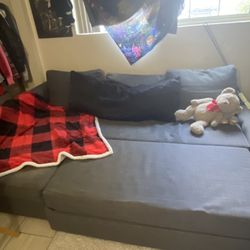 pull out couch 