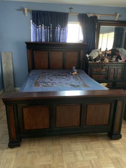 Queen Bed Frame. Must Go!