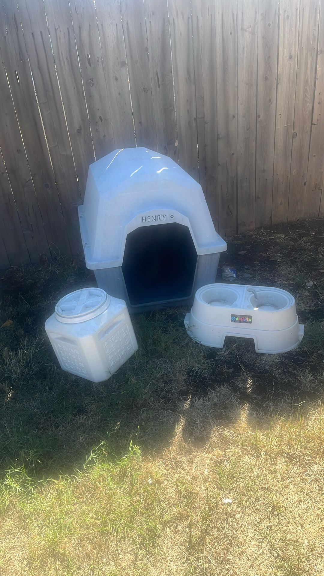 Dog House ,food Feeding And Food Storage Container
