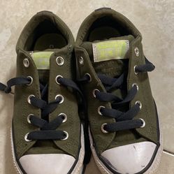 Converse Kids Size 2y