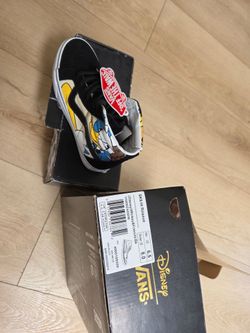 Mickey & Friend high top