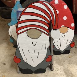 Christmas Gnome , Red stripes