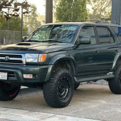2000 Toyota 4Runner 4WD Sport