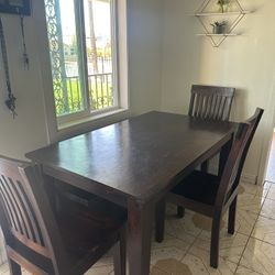 Farmhouse Table 