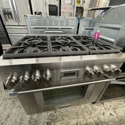 Thermador 36” Freestanding Range In Stainless Steel Used All Gas 
