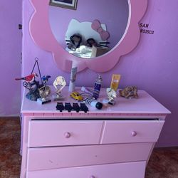Hello Kitty Twin Bed Set 