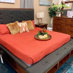 Ralene Medium Brown Storage Upholstered Panel Bedroom Set (Queen And King Bed Frame