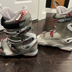 Rossignol Xena X8 Ski Boots - Size 25.5