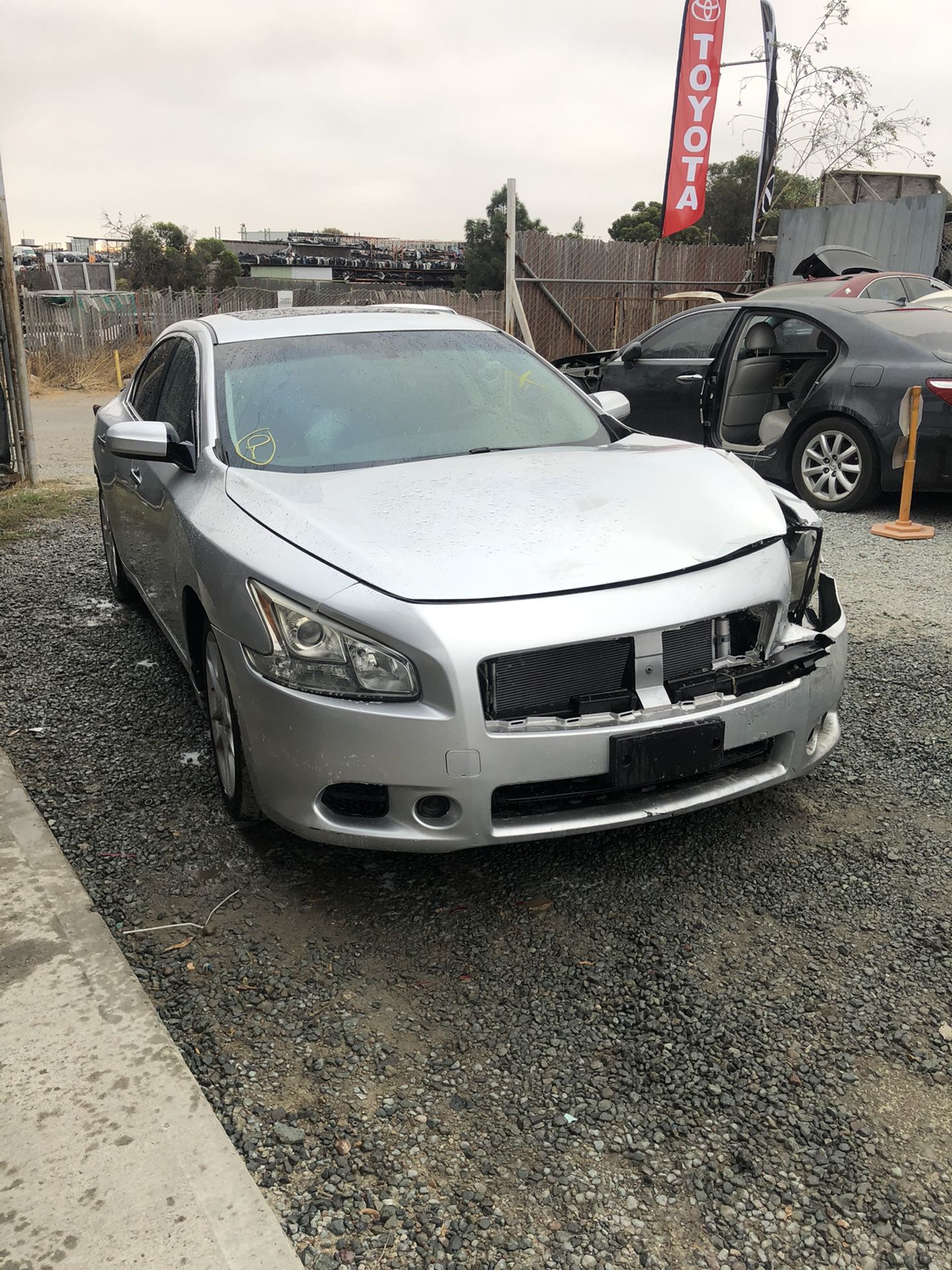 2009 Nissan Maxima for part in auto parts