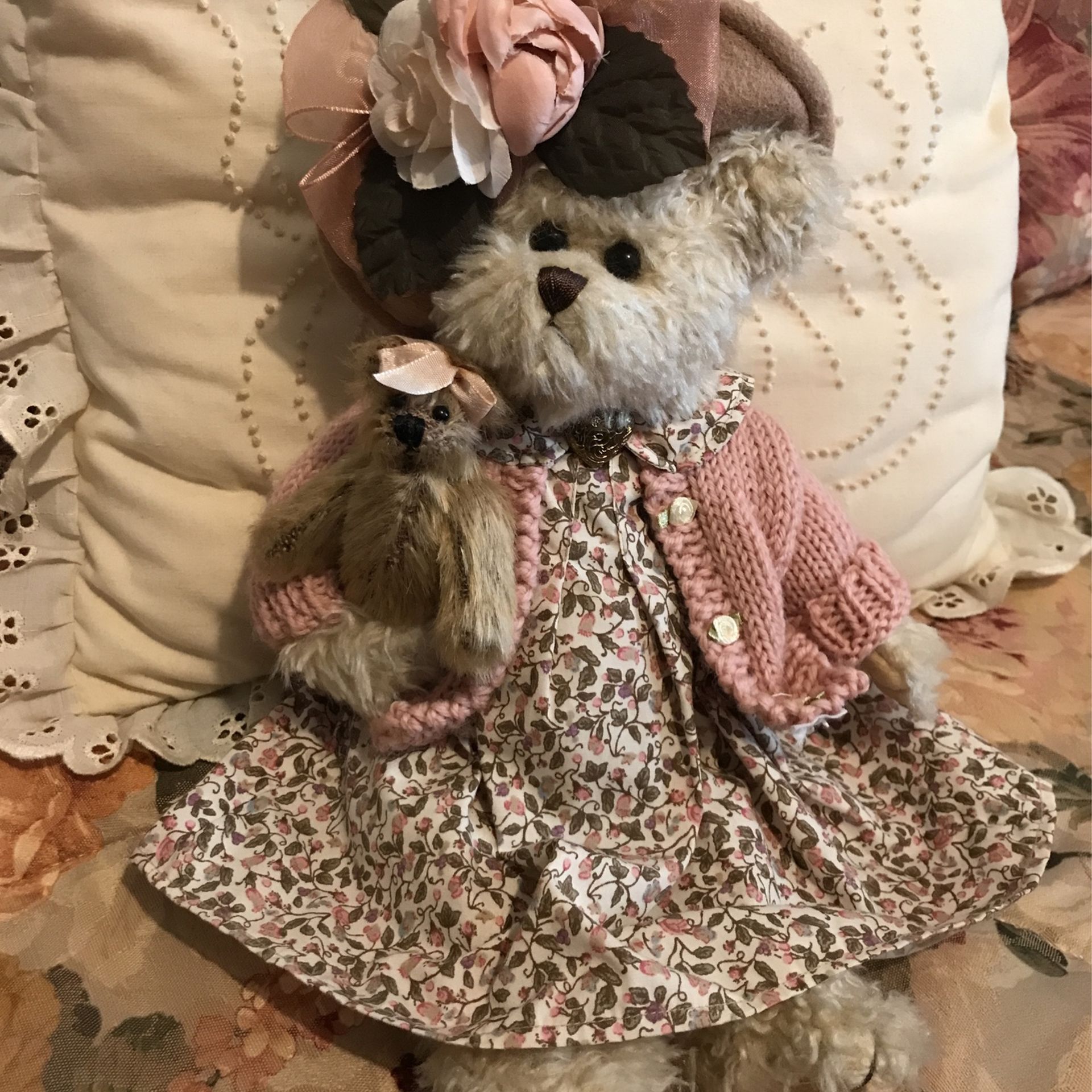 Beautiful ! Victorian /Country Bear All Dressed In Her Pretty Dress , Sweater , & Hat !!!