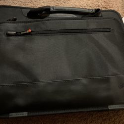 Hand Bag With iPad/laptop Pockets - New $5
