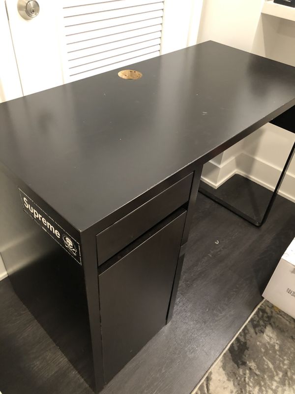 Black ikea desk for Sale in Los Angeles, CA OfferUp