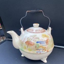 Beautiful Vintage Teapot! Ceramic 