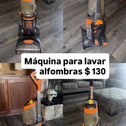 Máquina Para Lavar Alfombras Poco Uso De Buena Marca 