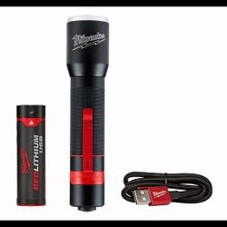 Milwaukee Flashlight Redlithium Usb 800 Lumen Slide Focus Flashlight