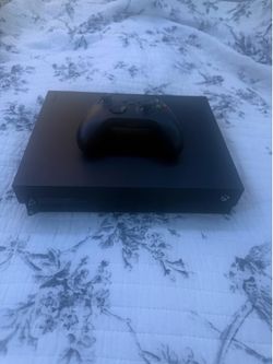 Xbox 1 with controller