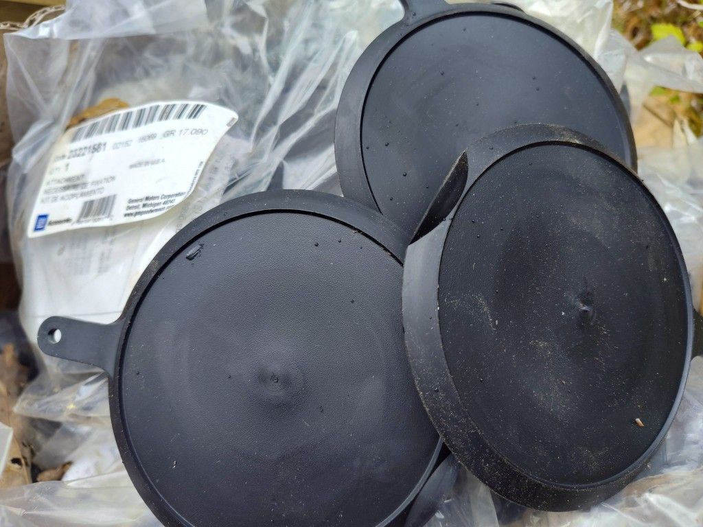 Pack Of Four GM Bed Liner Hook Covers