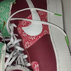 Christmas Nike Shoes Size 15s 