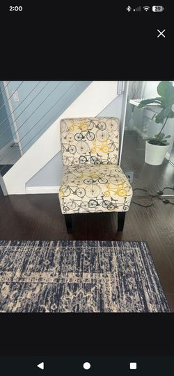 Accent chair