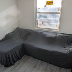 Sectional Sofa With Chaise