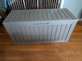 Deck Box
