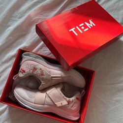 TIEM Spin Shoes