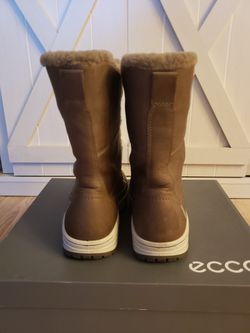 Ecco women's trace top tie snow boot