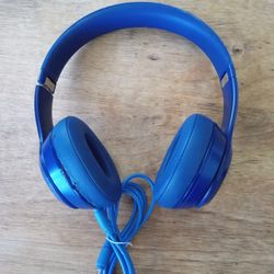 BEATS HEADPHONES WIRED not Bluetooth 