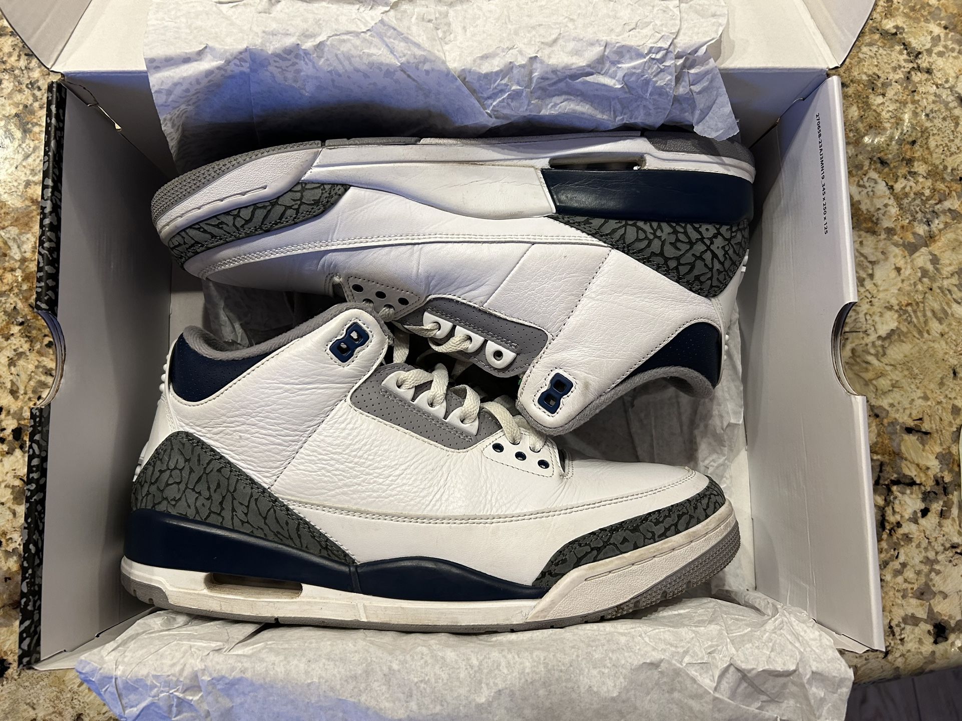 Jordan 3 Midnight Navy (USED)