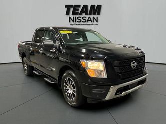2021 Nissan TITAN