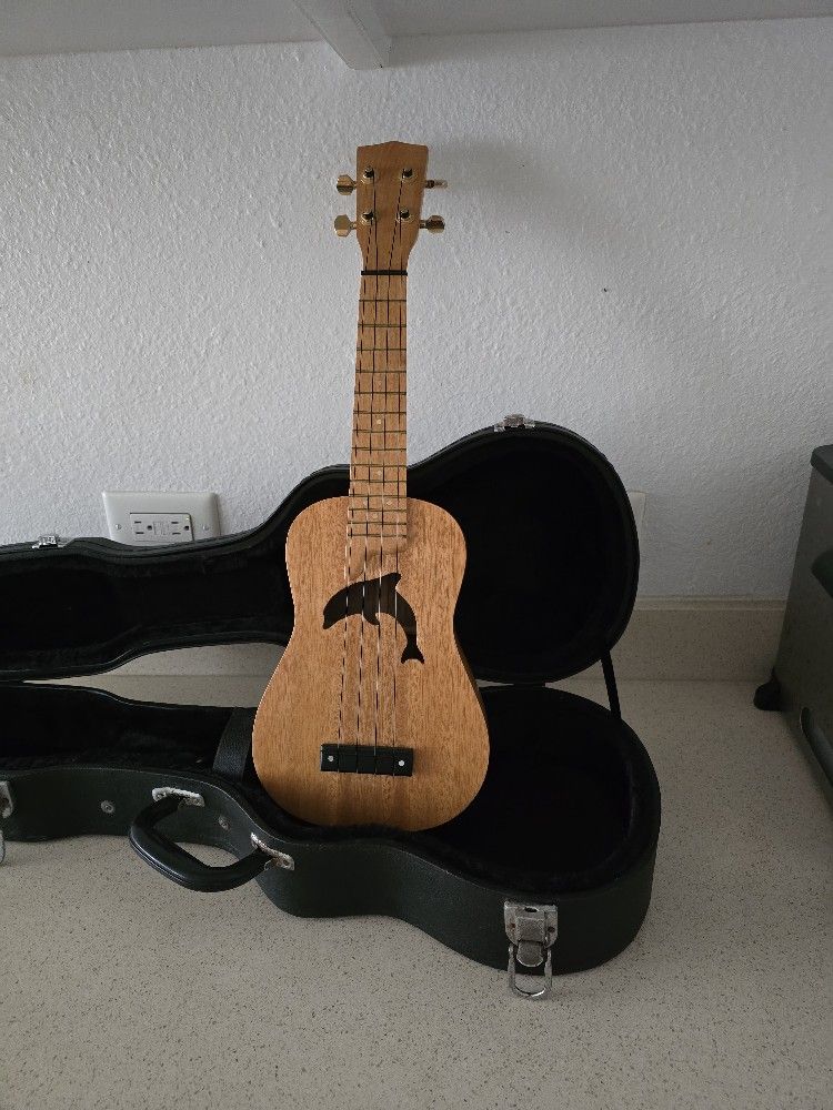 Dolphin Carved Haul Ukulele