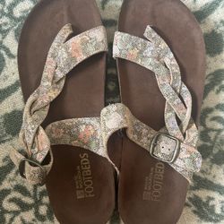 Floral, Braided Foot Beds, Sandals Size 10