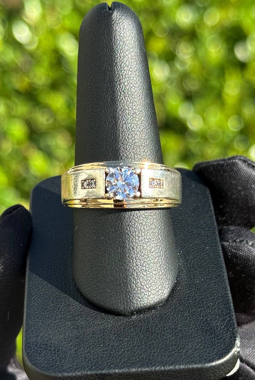 925 sterling silver Ring with CZ stone 1.35CTW size 10