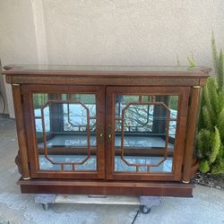 Selling A Vintage Credenza With Hanging Mirror 