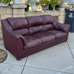 Free Sofa 
